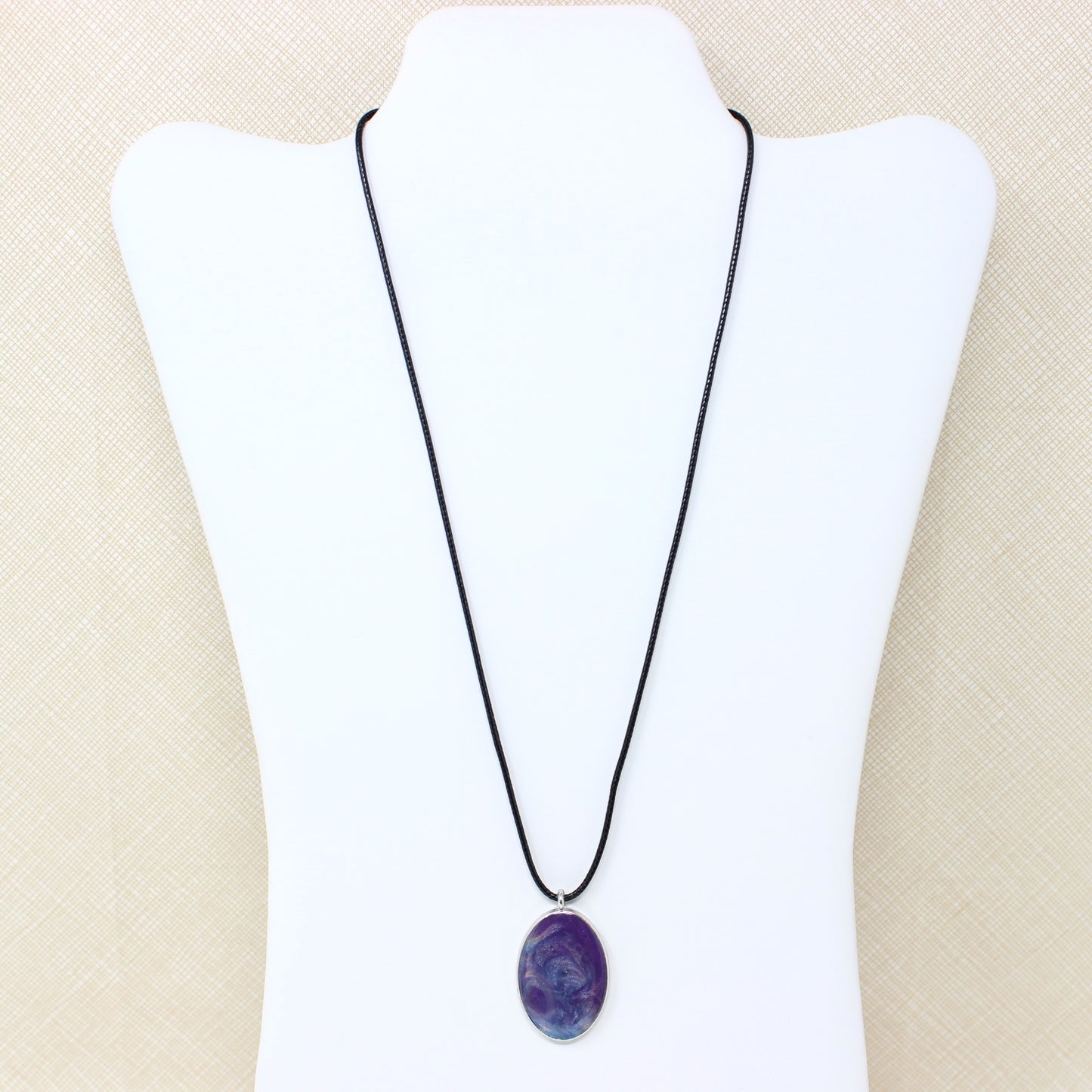 Oval Necklace